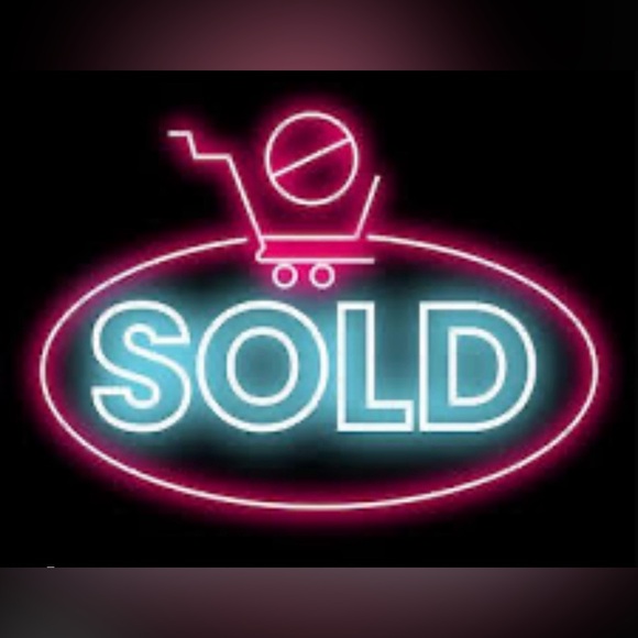 Kate Spade All that Glitters Cranberry Wristlet - phone case NWT - Picture 1 of 7